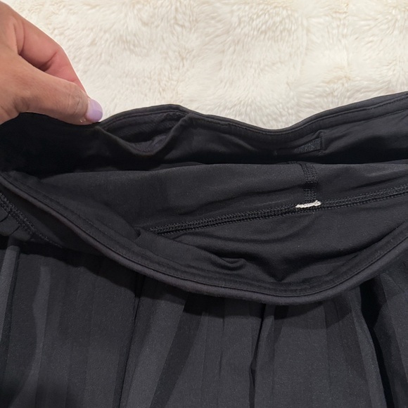 Lululemon Athletica Black Mini Skirt - Picture 11 of 11